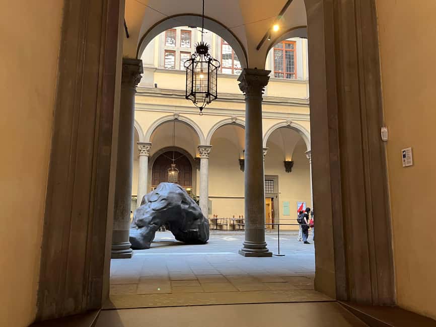 Florence Premium E-Bike Tour + Photo Shoot and Tastings - What the guide does, and what the tour does not