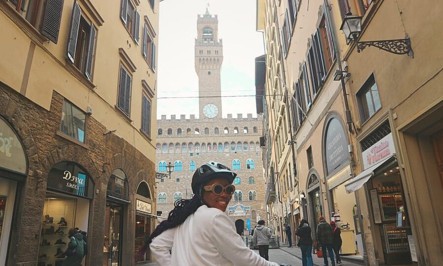 Florence Premium E-Bike Tour + Photo Shoot and Tastings - Photos and tastings make the ride more personal