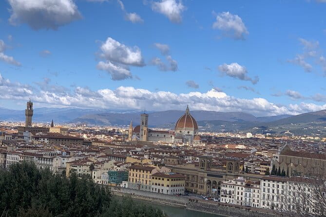 Florence: Private Bike Tour - Shoes, weather and who should ride