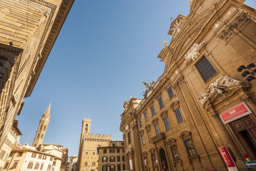 Florence: Private Walking Tour of Florence's Hidden Gems - What the guide adds, especially for families