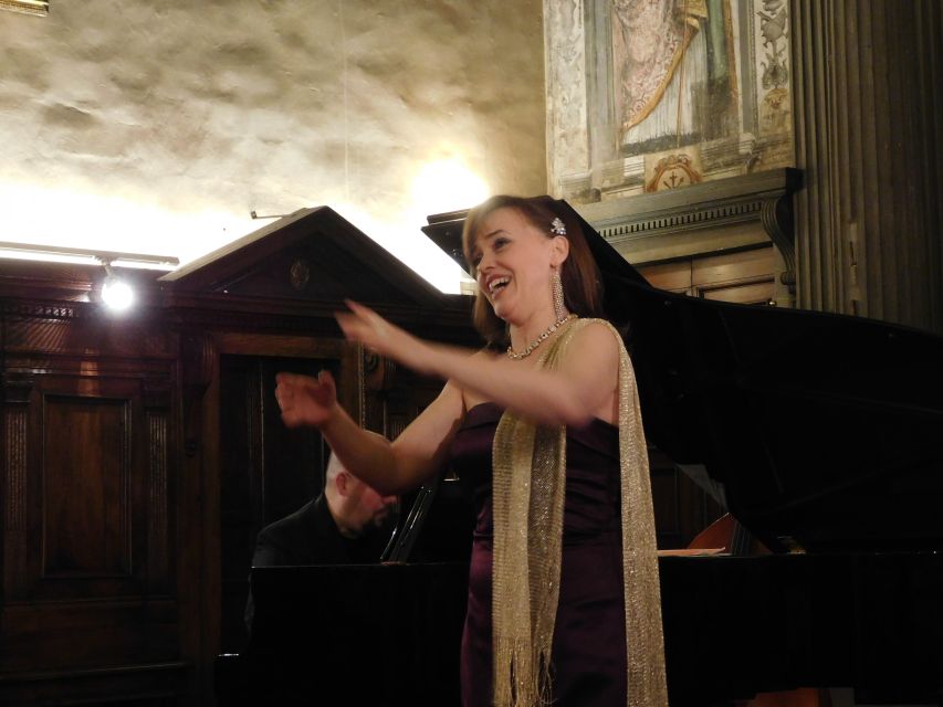 Florence: Santa Monaca Church Italian Opera Concert Ticket - Opera in a small Florence church
