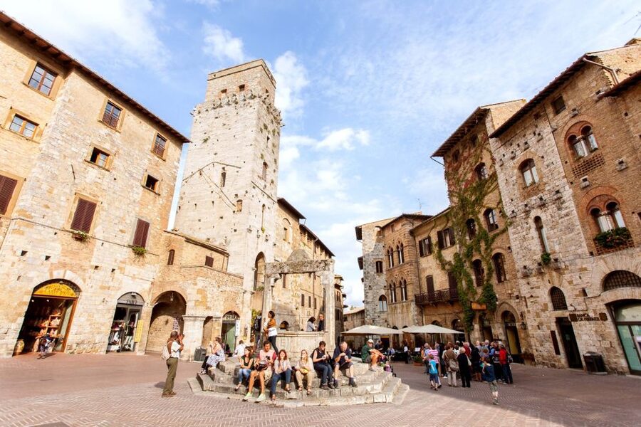 Florence: Siena, San Gimignano & Monteriggioni with Tasting - What the $46 price does and does not cover