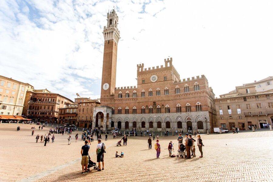 Florence: Siena, San Gimignano & Monteriggioni with Tasting - Who this day trip suits best