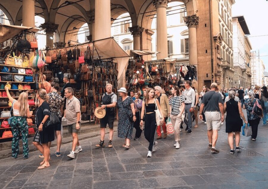 Florence: Small Group Guided Walking Tour - Timing, comfort and access