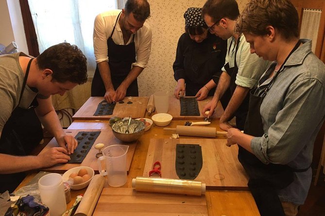 Florence Small-Group Pasta Class with Seasonal Ingredients - A Florence class where you make the pasta