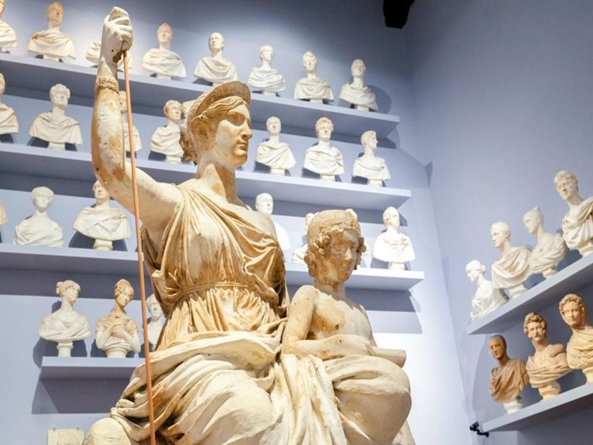 Florence: Statue of David Evening Tour - Inside the Accademia: more than one famous statue