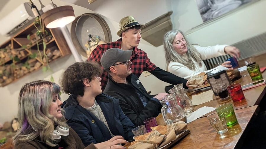 Florence: Street Food Walking Tour with Wine - Tasting Tuscan street food