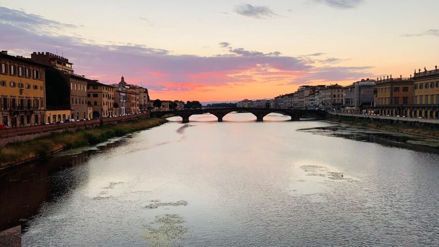 Florence: The Medici Family Guided Walking Tour - Starting on Via Cavour