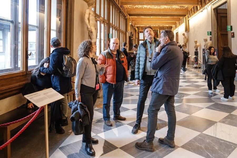 Florence: Uffizi Gallery Skip-the-Line Guided Tour - A guided route through Renaissance Florence