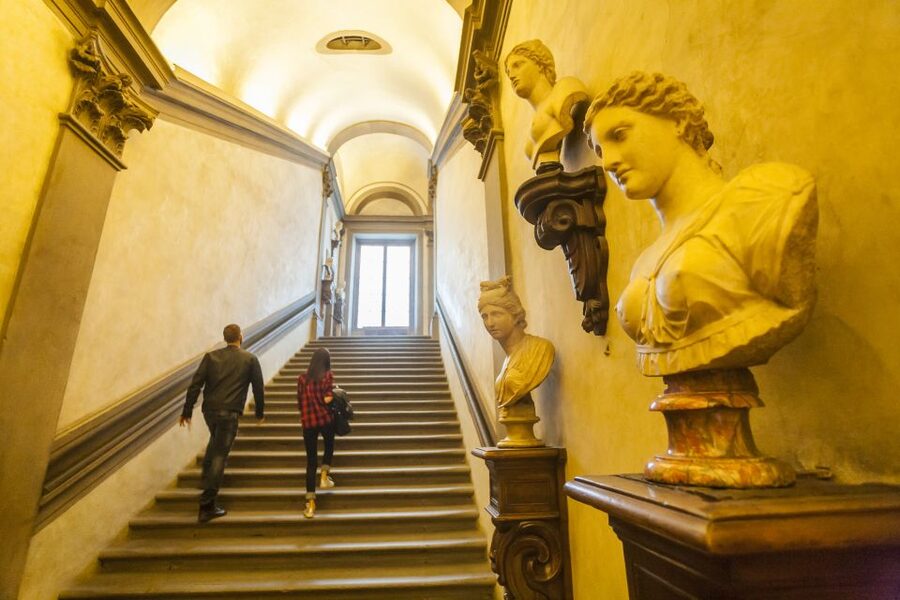 Florence: Uffizi Gallery Tickets with Optional Audio Guide - Start at the Uffizi’s timed-entry meeting point