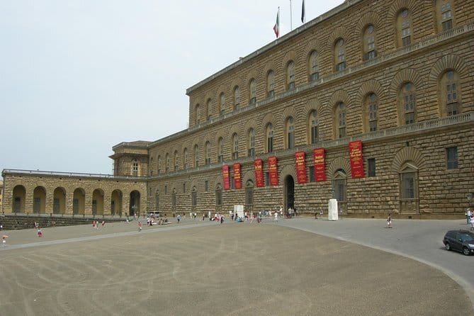 Florence: Uffizi Highlights, In-Depth Masterclass or Private Tour - Private tours and combo choices