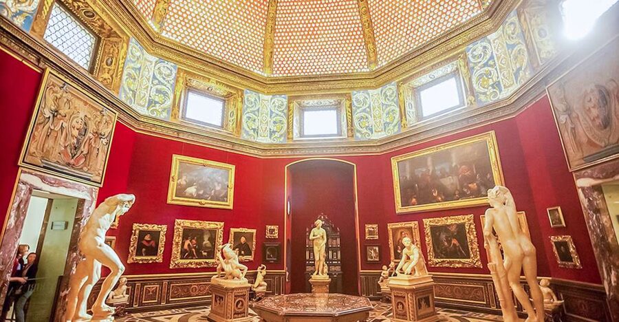 Florence: Uffizi Priority Ticket & Masterpieces Audio App - Practical details that can make the visit easier