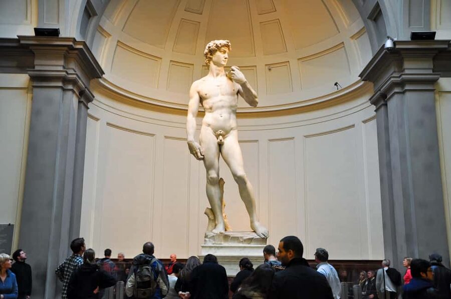 Florence: Walking Tour with Skip-the-Line Accademia Gallery - Florence in two hours, with David at the end