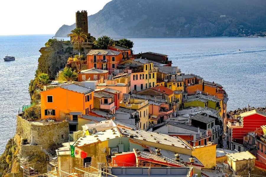 From Florence: Full-Day Private Cinque Terre Tour with Pisa - Who should book this day trip