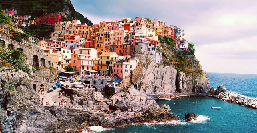 From Florence: Full-Day Private Cinque Terre Tour with Pisa - Manarola’s lanes and sea views