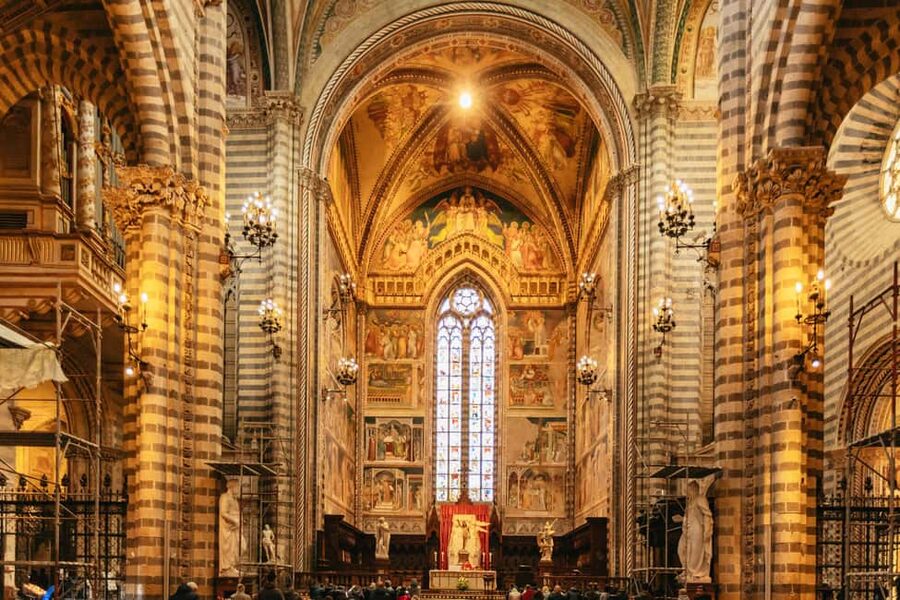 From Florence: Orvieto and Perugia Tour with Church Visits - Practical details that affect the visit