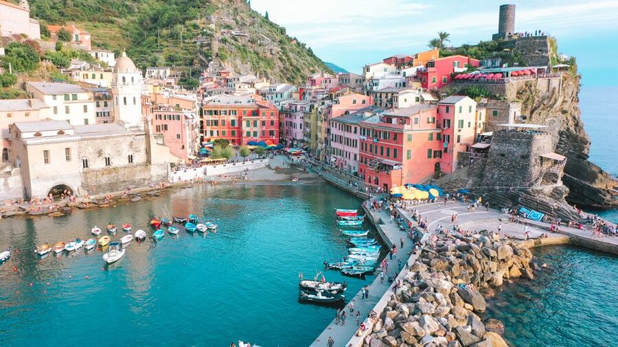 From Florence: Seaside Beauty Day Trip to Cinque Terre - From Florence to the Ligurian coast
