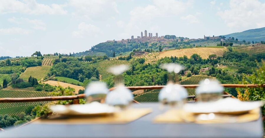 From Florence: Siena, San Gimignano, Pisa & Lunch at Winery - Guides, coach travel and timing