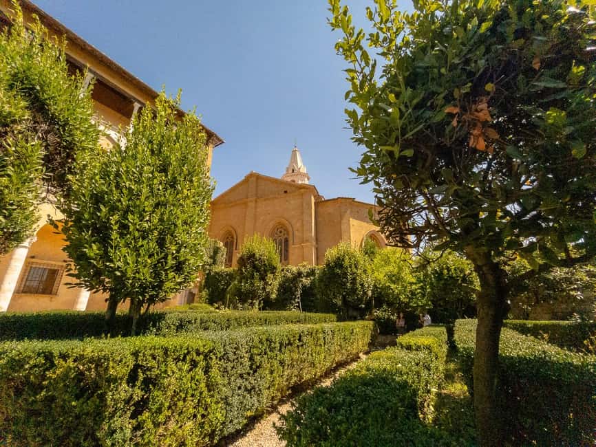 From Florence: Val D'Orcia Tour with Wine Tasting - Guides, group rhythm, and practical comfort