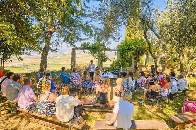 Full Day Tour to Val d'Orcia and Gladiator's Fields with Wines - Starting at Piazzale Montelungo