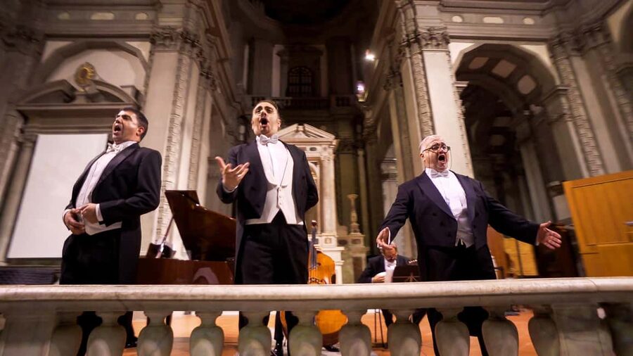 Heart of Florence: Dinner and Three Tenors Concert Ticket - Three tenors, opera arias, and Italian songs