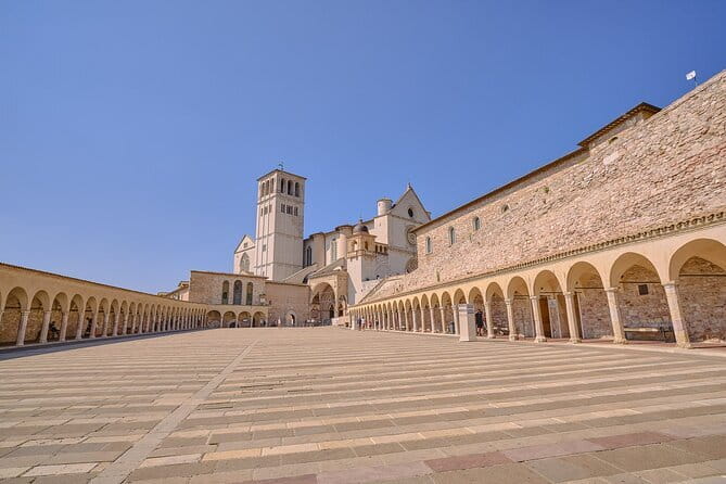 Heart of Italy Day Trip: Visit Perugia and Assisi from Florence - Perugia: medieval streets, a fortress and chocolate