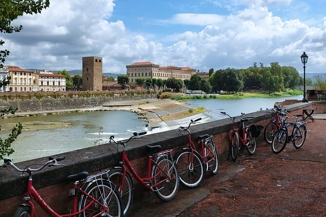 Highlights of Florence Bike Tour (E-bike Upgrade Available) - The Duomo, San Lorenzo, and Medici beginnings