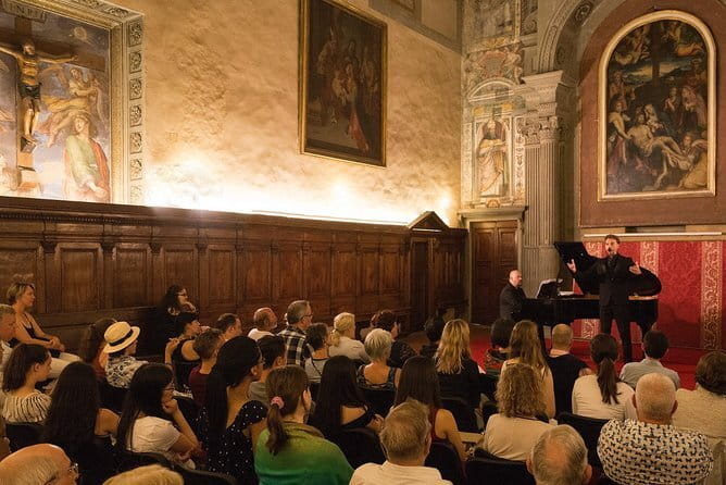 Italian Opera Concert Ticket in Florence’s Santa Monaca Church - The church setting has charms and limits
