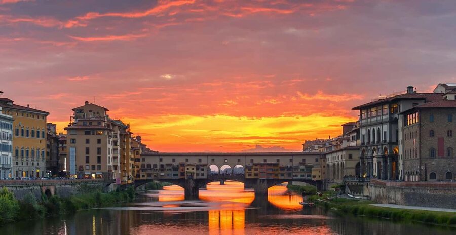 La Spezia: Guided Tour of Florence & Pisa with Bus Transfer - At a glance