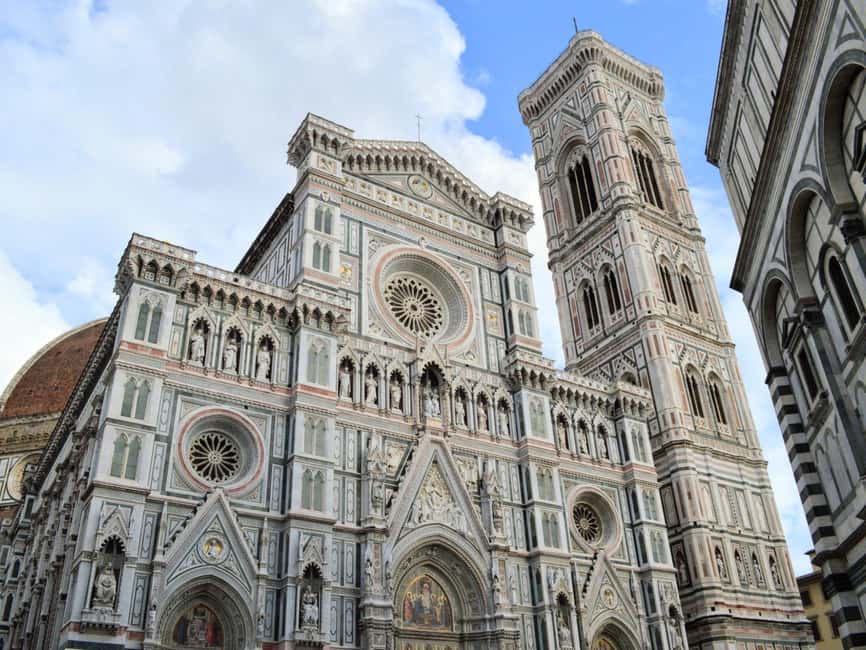 La Spezia: Guided Tour of Florence & Pisa with Bus Transfer - Two hours to find your Florence