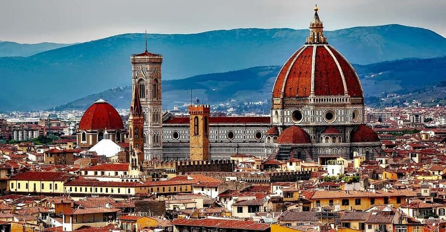 La Spezia: Guided Tour of Florence & Pisa with Bus Transfer - The return journey and the value of the day