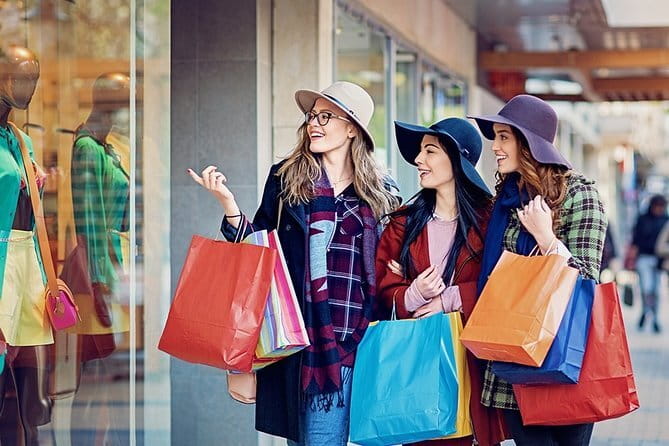 Luxury Shopping Experience: Private Chauffeur to The Mall & Prada - A private route to two outlet centers