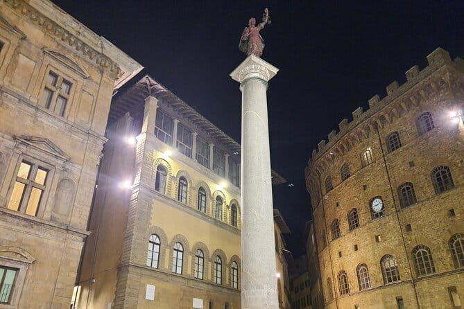Pitti Palace, Palatina Gallery and the Medici: Arts and Power in Florence. - Who should choose this tour?