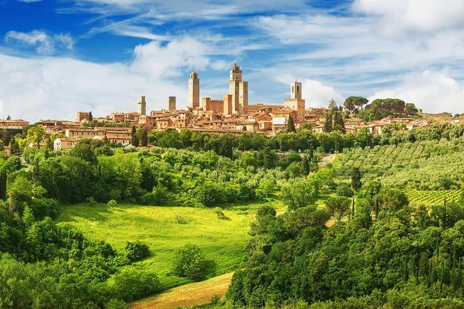 Premium Private Tour to Siena, Pisa, San Gimignano and Tuscany - Florence to Siena: a strong start