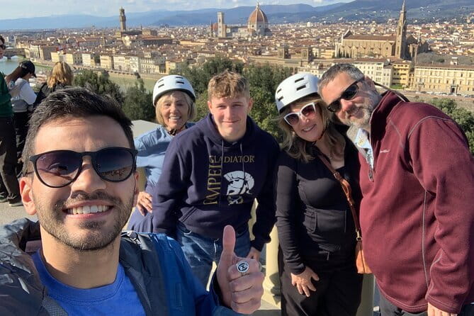 Private Highlights of Florence Bike Tour - Florence by bike, scooter, or something in between