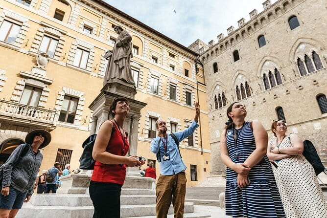 Siena and San Gimignano: Small-Group Tour with Lunch from Florence - Siena: a guided walk through the medieval center