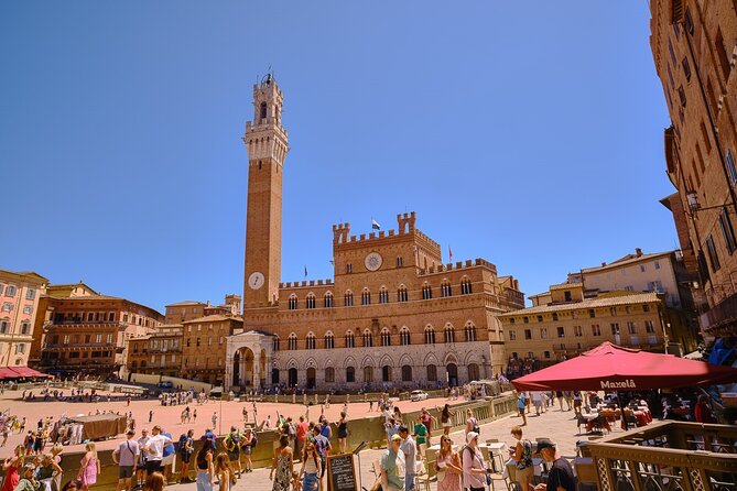 Siena, San Gimignano and Chianti Wines Day Tour from Florence - San Gimignano: towers, shops and a short wander