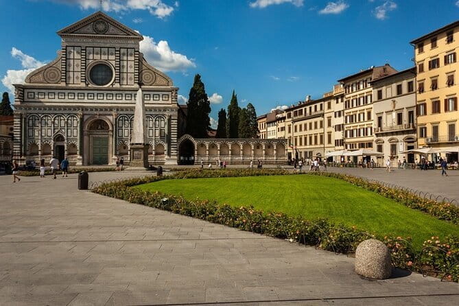 Skip-the-Line Accademia Guided Visit: David Secrets and Beyond - Who should book this Accademia visit?