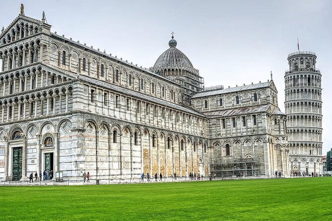 Skip-the-Line Guided Tour of Michelangelo’s David in Florence - The price, with an important ticket wrinkle