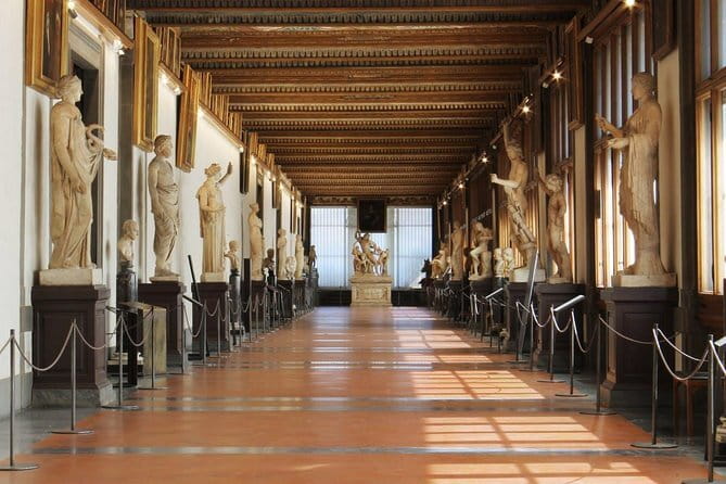 Skip the Line: Uffizi Gallery Ticket in Florence - Taking a Break on the Terrace