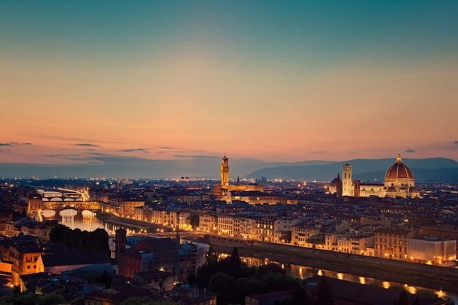 Small Group Florence Cathedral Guided Tour with Priority Access - Value at $25.23