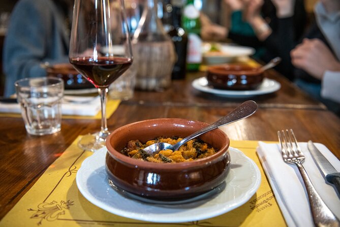 Taste the Flavours of Florence: Private Tuscan Food Tour - The guide makes the difference