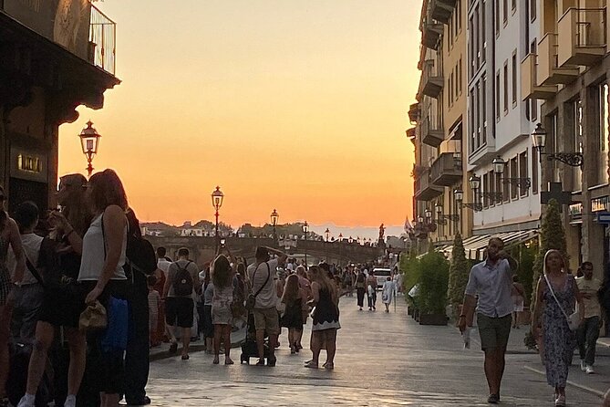 The Dark Side of Florence: Mysteries and Legends - Piazza della Signoria to the Arno