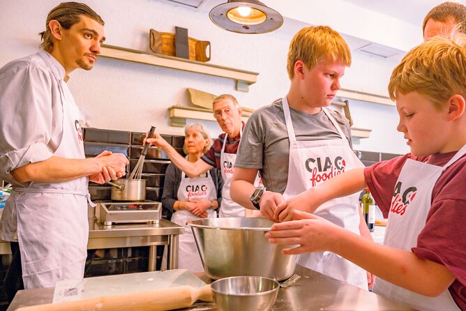 The Italian Way: Pizza and Gelato Class with Unlimited Wine - Practical details before you book