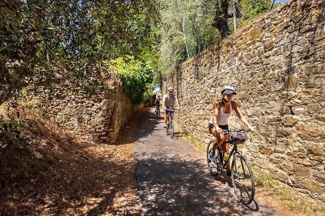 Tuscany Bike Tour with Wine, Oil and Food in the Florentine Hills - Leaving Florence through Porta Romana