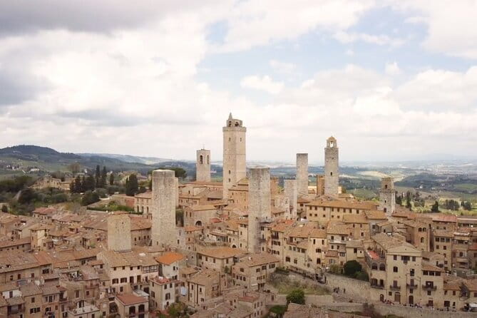 Tuscany Day Trip: Chianti & Cooking Class Small Group - A country day that balances food, towns, and wine