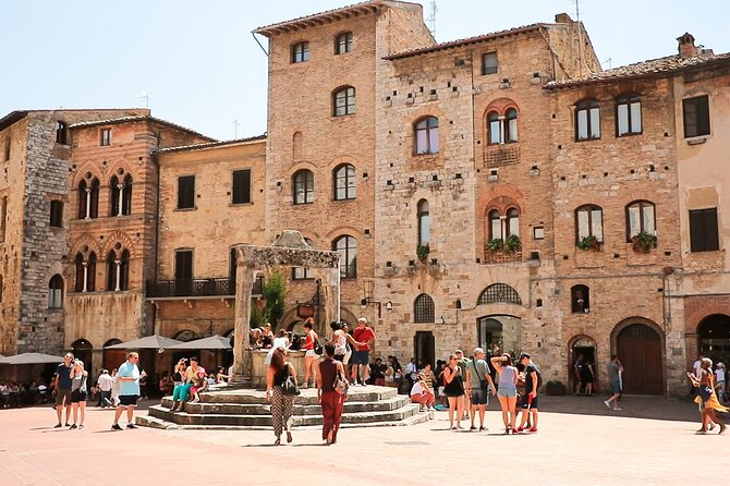 Tuscany: Day Trip to Pisa, Siena, San Gimignano, and Chianti - Pisa: the Leaning Tower, with limited time to linger