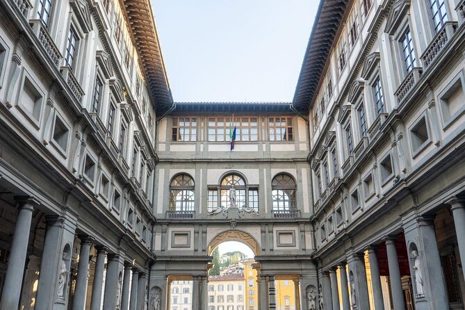 Uffizi Gallery: Small Group Tour - Why a guide helps at the Uffizi
