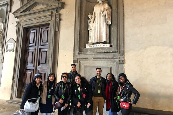 Uffizi Gallery Small Group Tour with Guide - Meeting near the museum, then heading inside