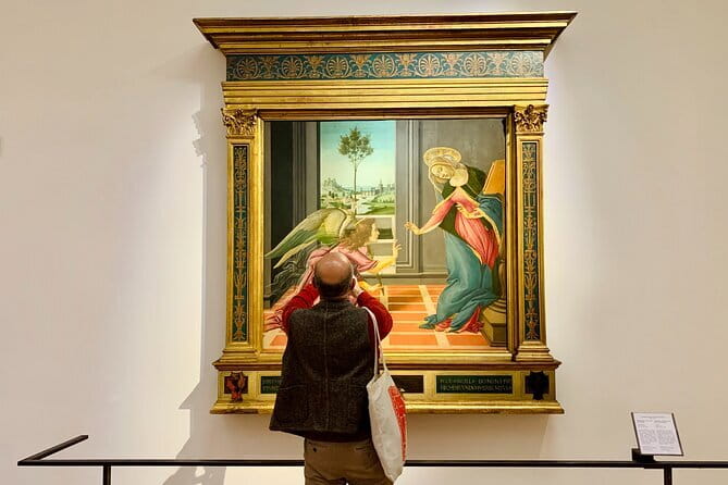 Uffizi Gallery Tour- Renaissance Masterpieces & Expert Guide - Inside the Uffizi: highlights with context